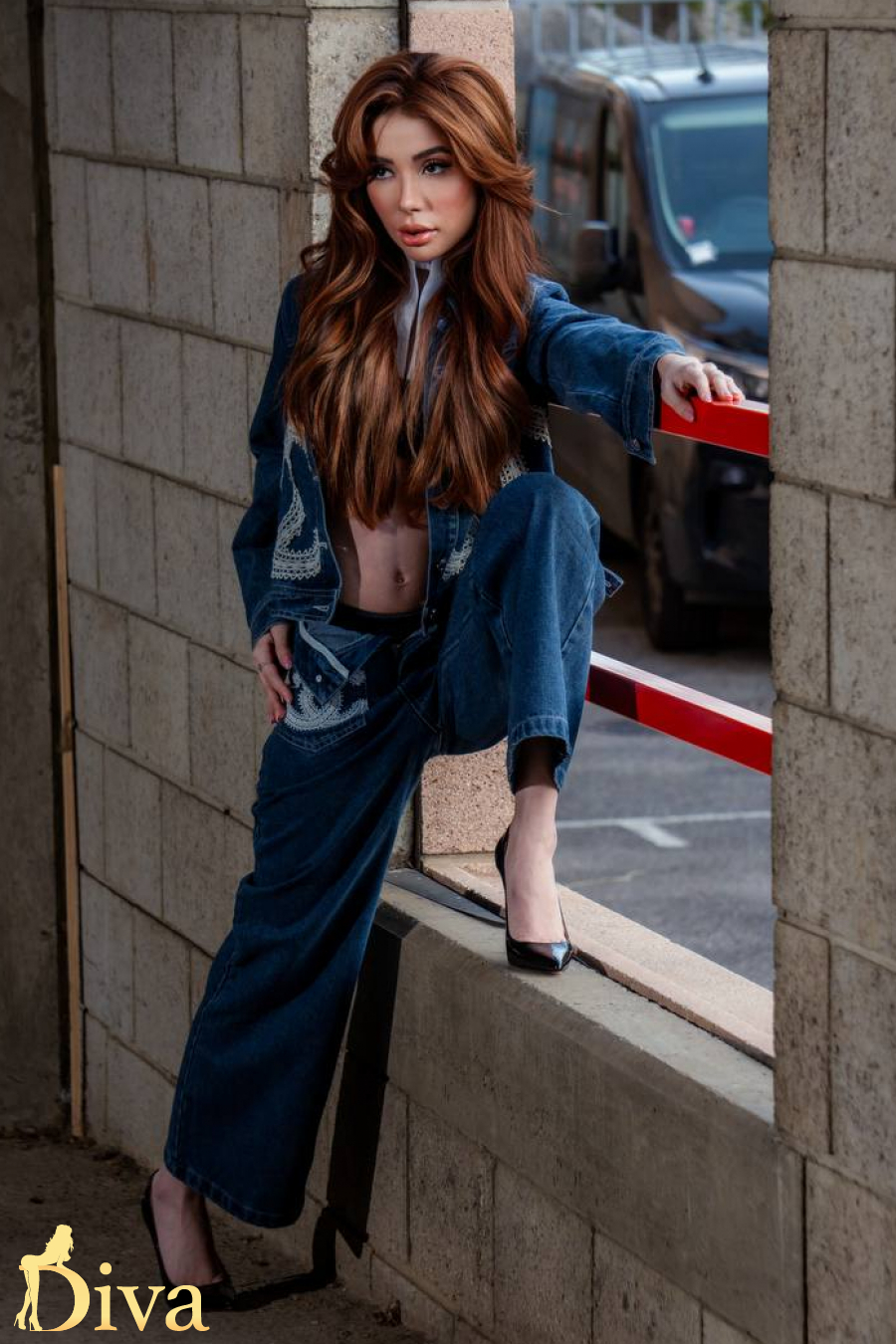brunette-green-park-hyde-park-corner-piccadilly-circus-maguana-r17761822145945-0001.jpeg