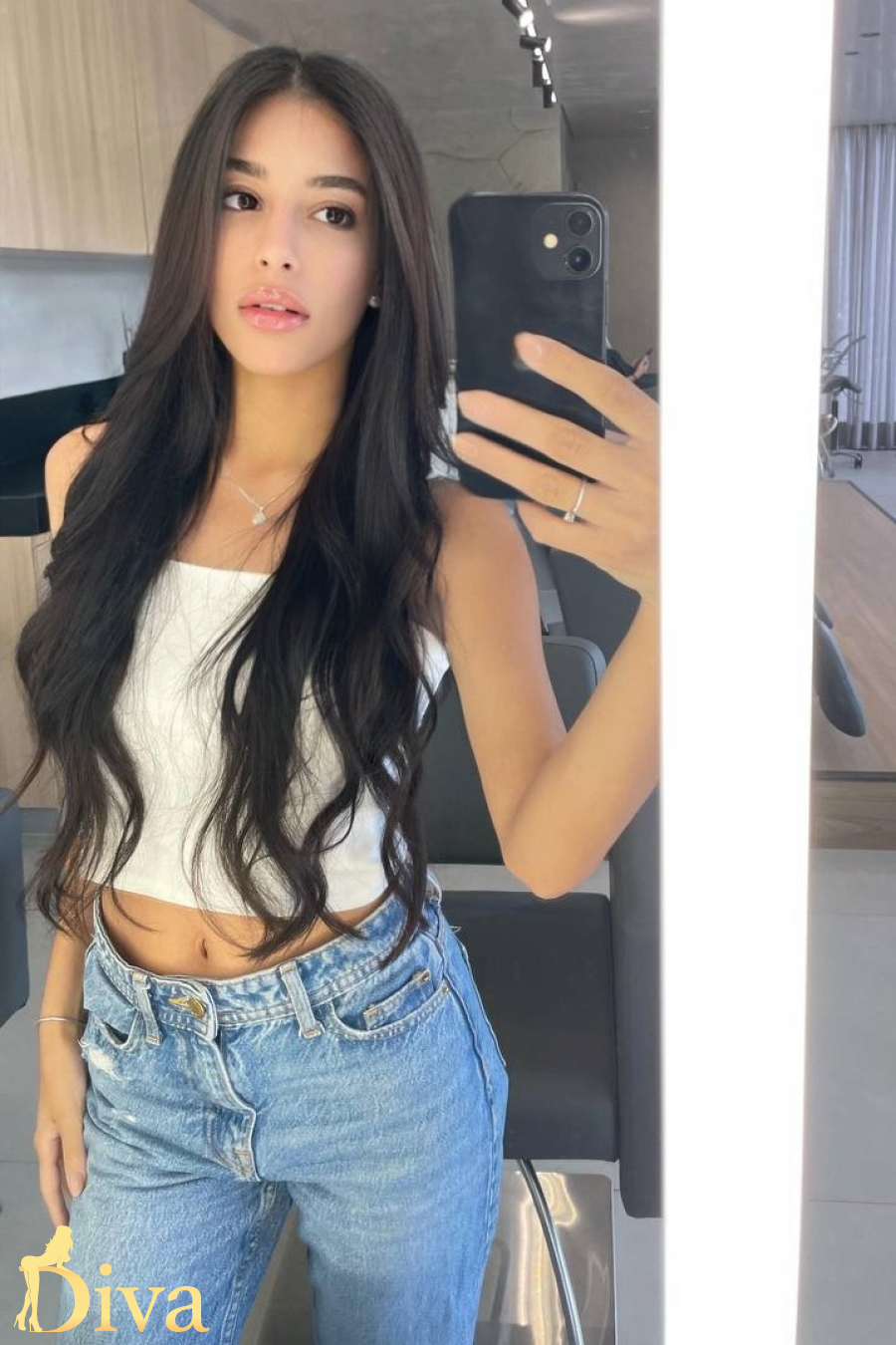 brunette-earls-court-gloucester-road-high-street-kensington-south-kensington-baldina-r17815392685022-0002.jpeg