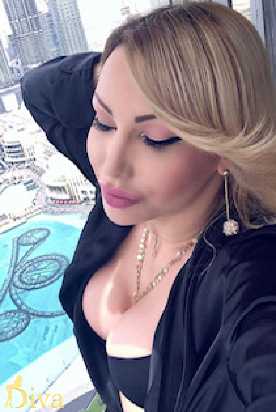 larina-r16973422611051-0006.jpeg