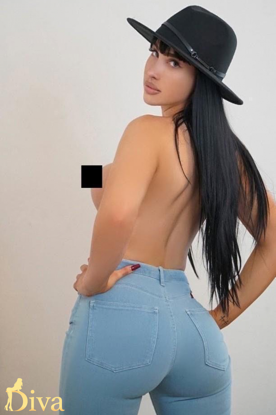 brunette-viorica-r16972249800590-0001.jpg