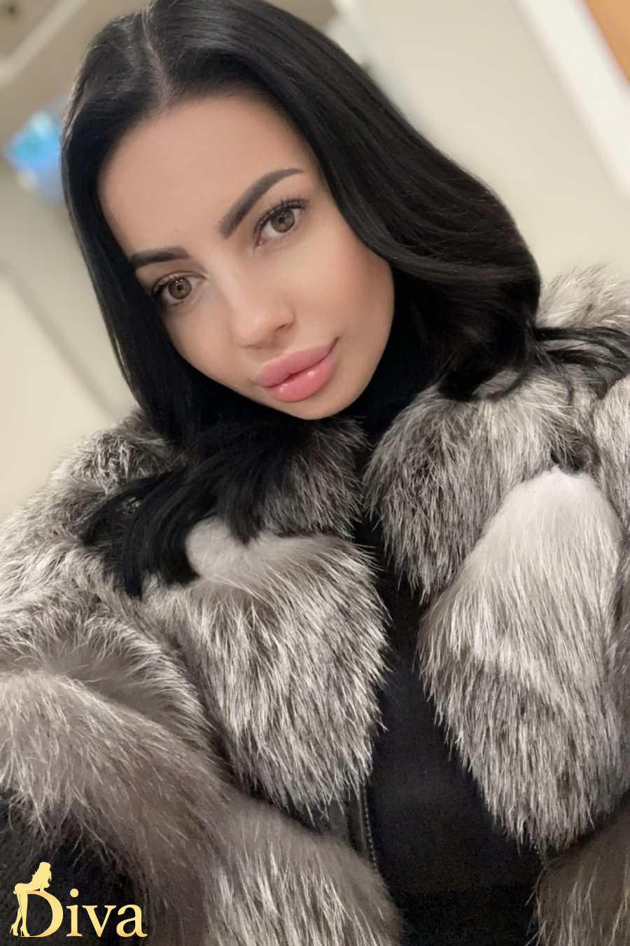 brunette-gloucester-road-earls-court-south-kensington-perry-r17380705578540-0001.jpeg