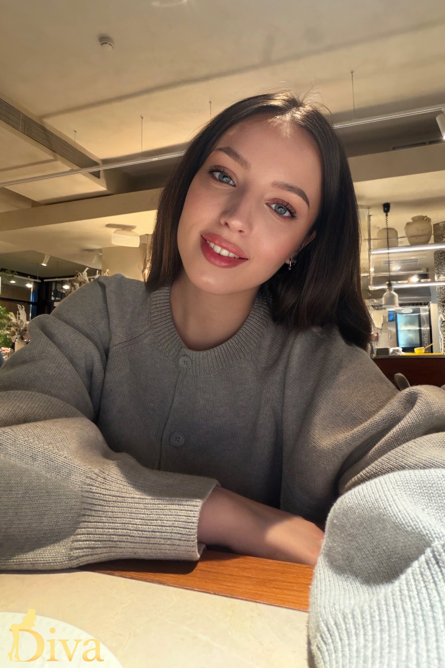 brunette-earls-court-ogneslava-r17755649543569-0002.jpg