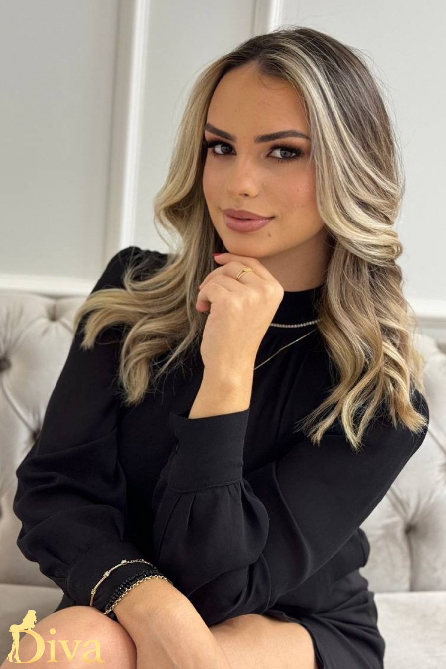 blonde-earls-court-west-brompton-west-kensington-vonda-r17339431025538-0002.jpeg