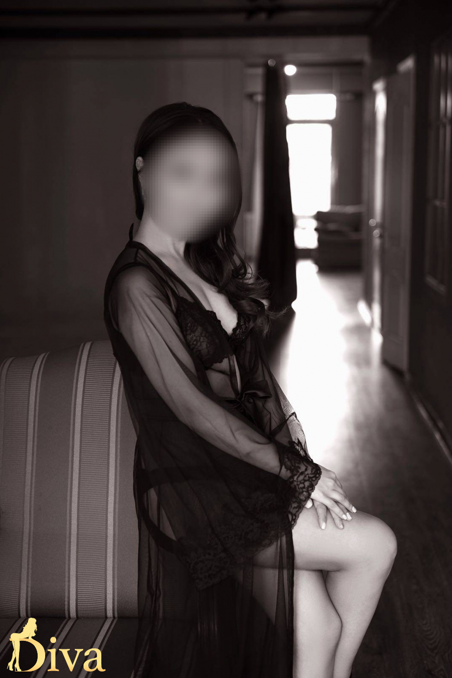 brunette-outcalls-only-central-london-baker-street-r16974996276113-0017.jpg