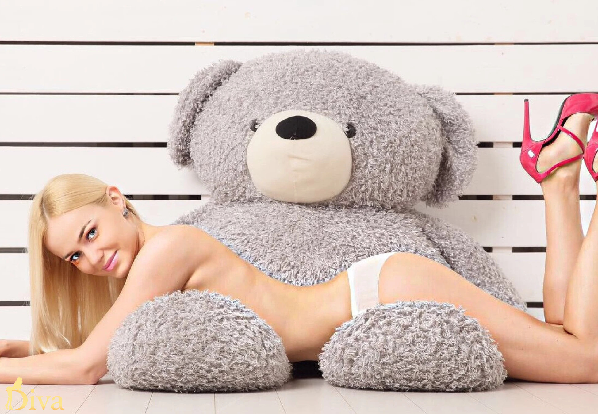 blonde-paddington-edgware-road-royal-oak-lancaster-gate-lenora-r16974775613582-0006.jpeg