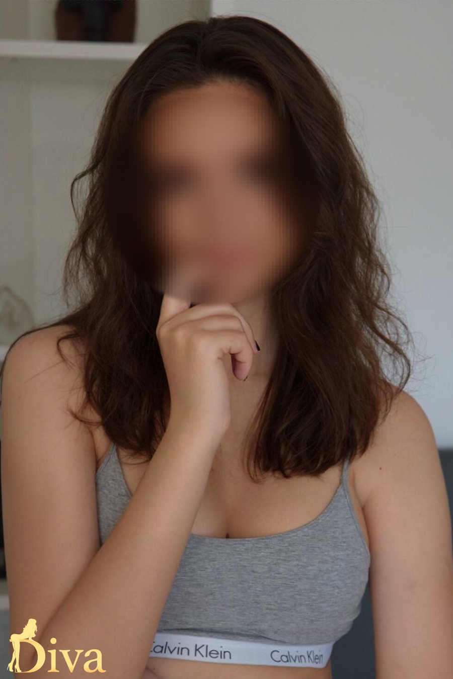 brunette-earls-court-gloucester-road-west-brompton-west-kensington-danislava-r16972974496320-0003.jpg